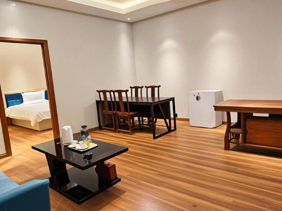 Qiqiaowu Hotel Beijing Daxing Airport Line Caoqiao Subway Station Branch Екстериор снимка